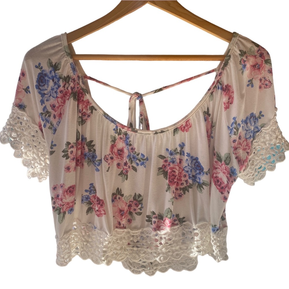 Cozy Casual Floral and Lace Off-Shoulder Crop Top, OS